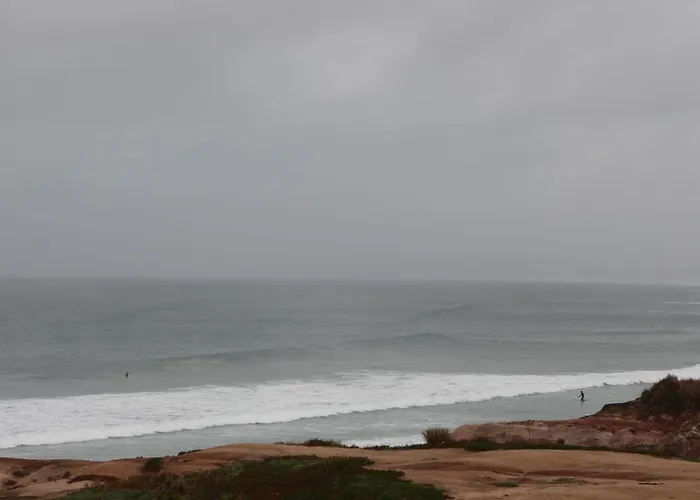 Апартаменты Baleal, By The Sea With Swimming Pool Балеал